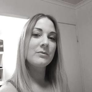 Meet your Posher, Samira